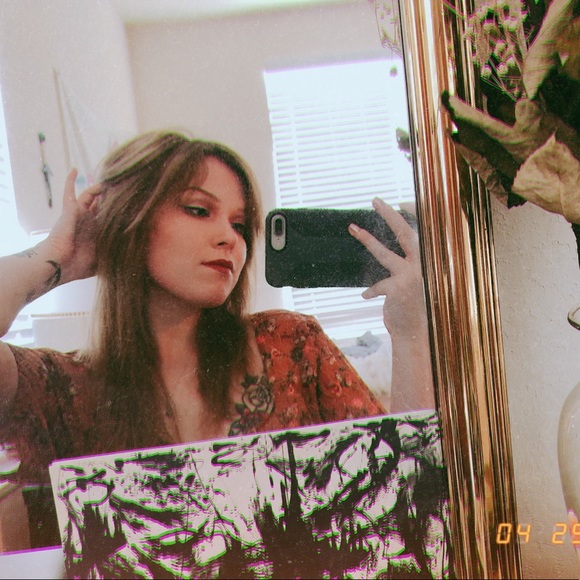 Meet your Posher, Alaina - Picture 1 of 1